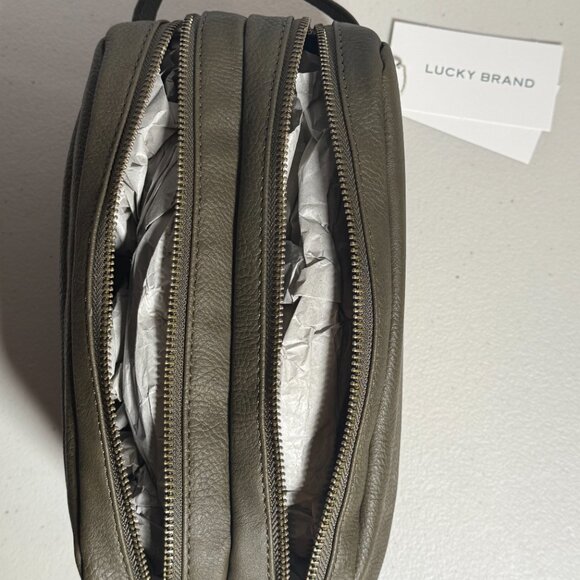 Lucky Brand Men's Toiletry Bag | Olive Green - Picture 4 of 6